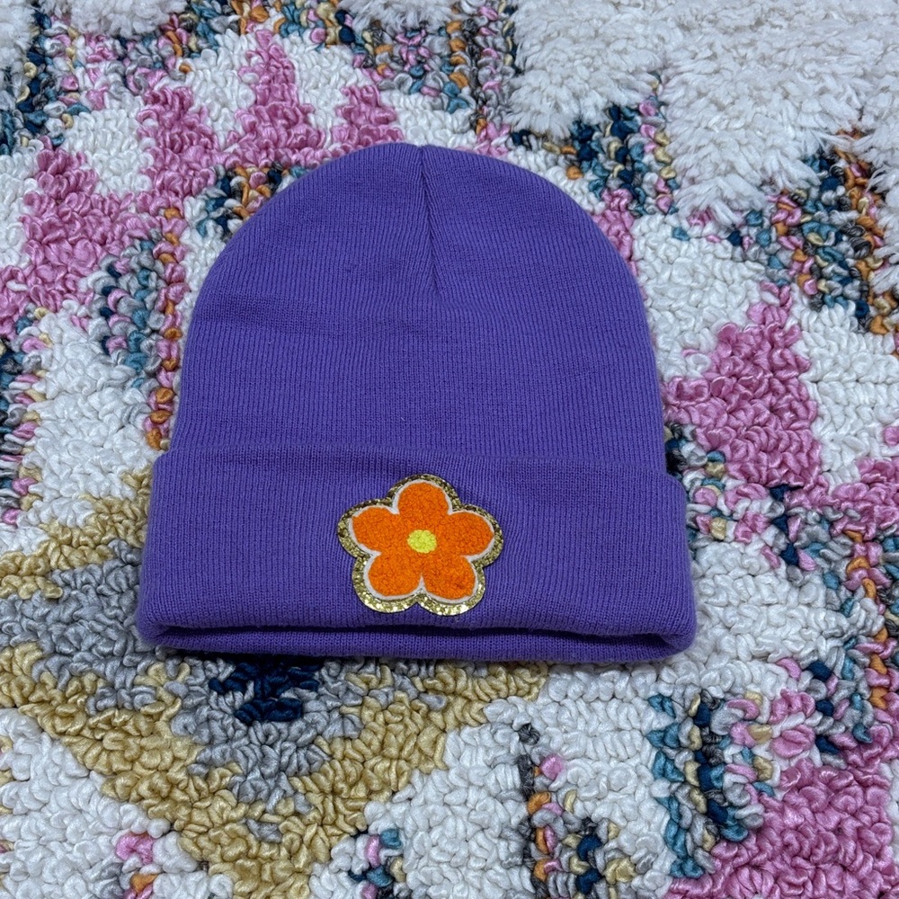 🍓DONATING!! Hat - Picture 1 of 2